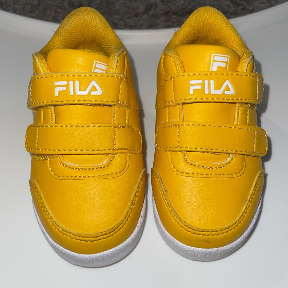 Canary yellow Fila (toddler size 5C)